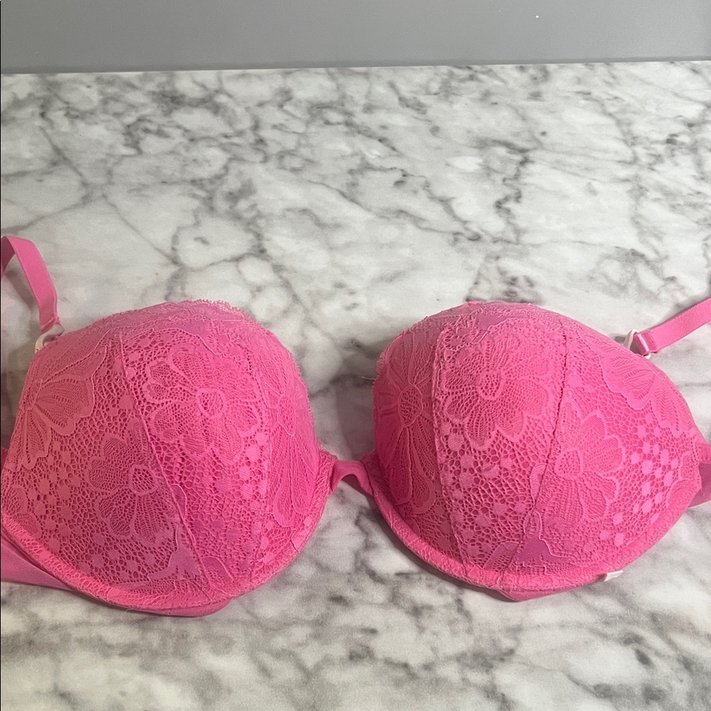 Victoria's Secret Floral Lace Bra - Pink